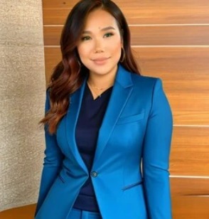 Alba Salgado, Senior Lead Enrolled Agent at 911 Tax Relief
